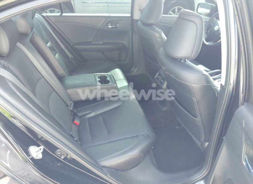 Photo 8 of 2015 Honda Accord EX-L (VIN 1HGCR2F83FA248002)