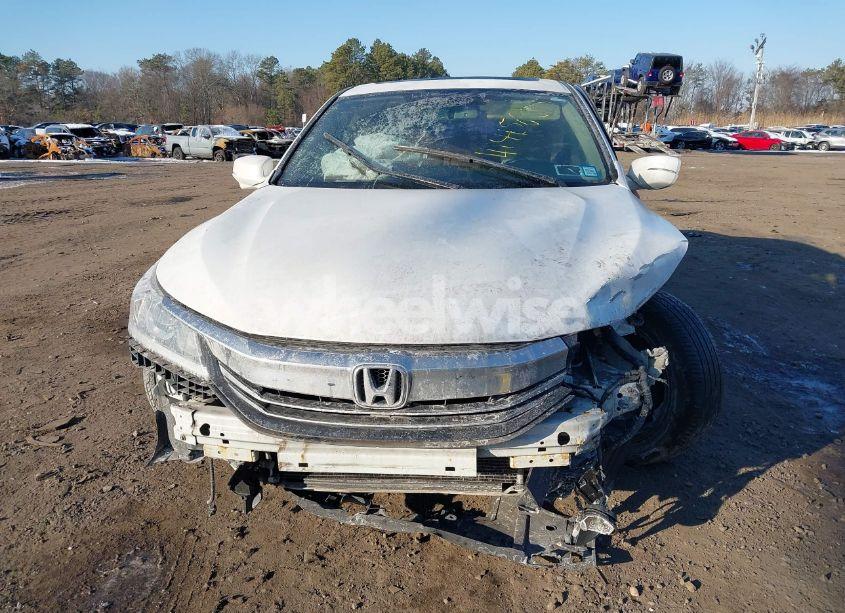 Photo 12 of 2016 Honda Accord EX-L (VIN 1HGCR2F83GA006750)
