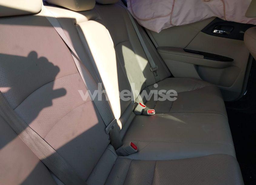 Photo 8 of 2016 Honda Accord EX-L (VIN 1HGCR2F83GA006750)