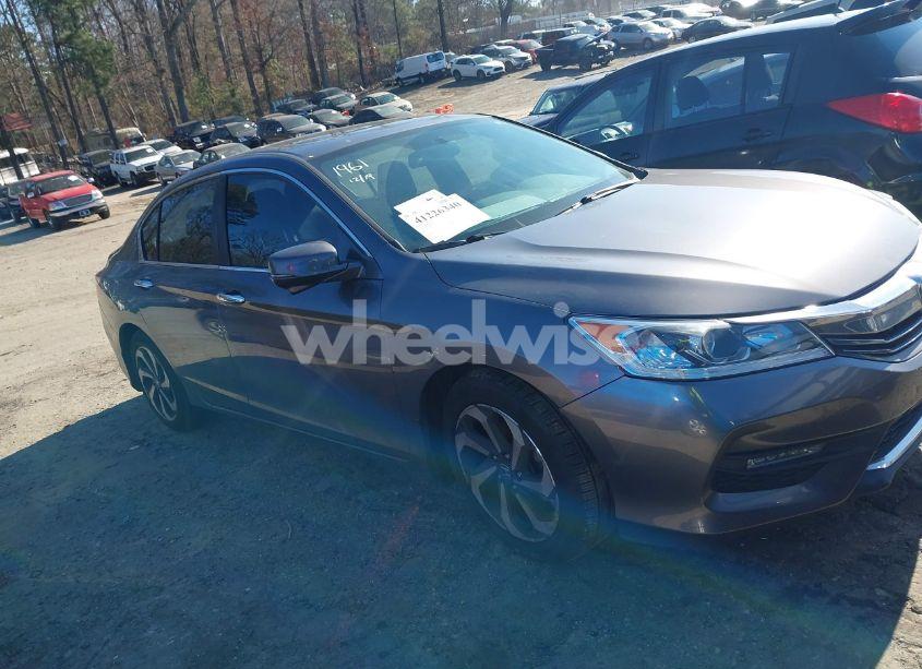 Photo 13 of 2016 Honda Accord EX-L (VIN 1HGCR2F83GA021961)