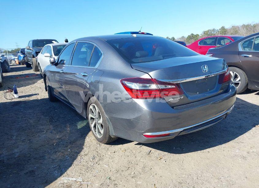Photo 3 of 2016 Honda Accord EX-L (VIN 1HGCR2F83GA021961)