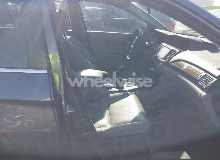 Photo 5 of 2016 Honda Accord EX-L (VIN 1HGCR2F83GA021961)