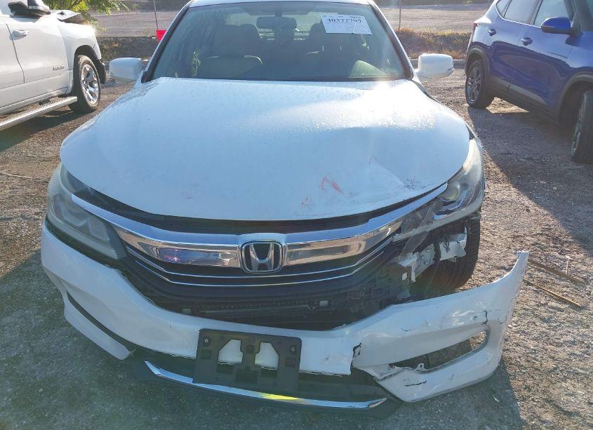 Photo 6 of 2016 Honda Accord EX-L (VIN 1HGCR2F83GA136365)