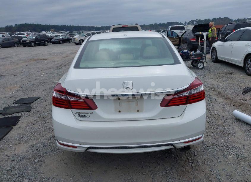 Photo 17 of 2016 Honda Accord EX-L (VIN 1HGCR2F83GA146023)