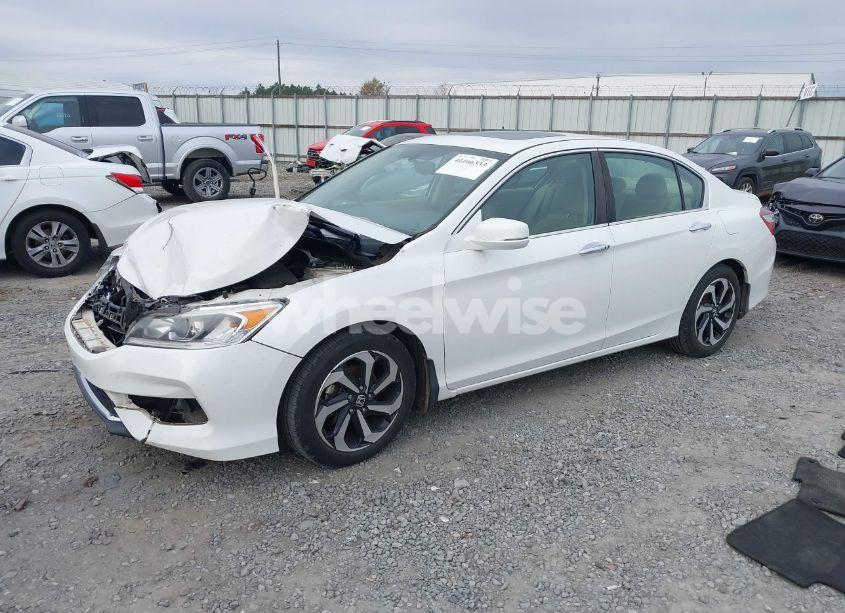 Photo 2 of 2016 Honda Accord EX-L (VIN 1HGCR2F83GA146023)