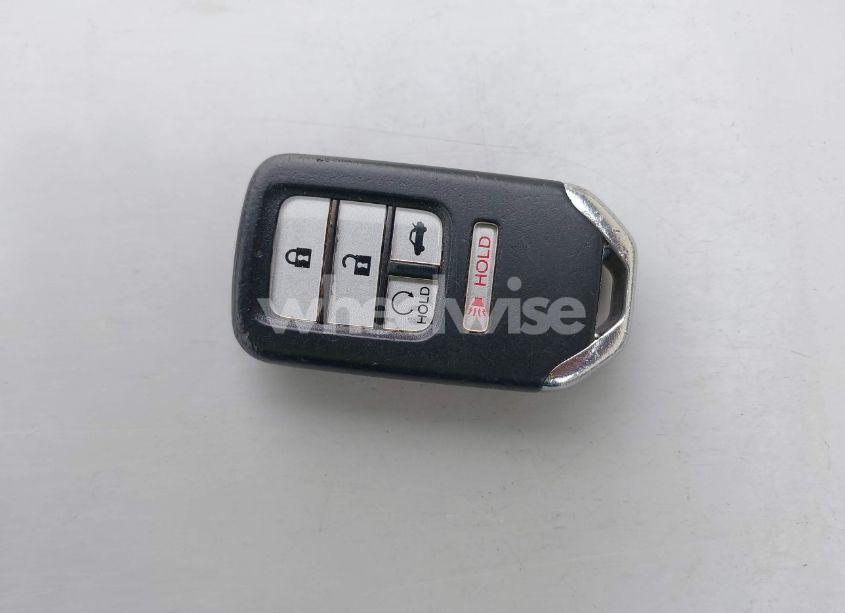 Photo 11 of 2016 Honda Accord EX-L (VIN 1HGCR2F83GA178857)