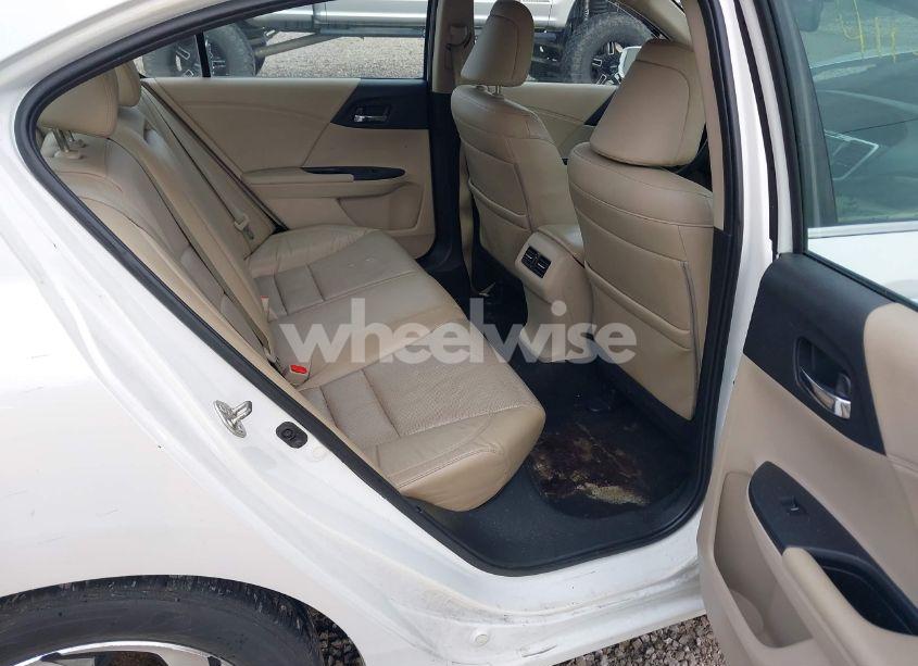 Photo 8 of 2016 Honda Accord EX-L (VIN 1HGCR2F83GA178857)