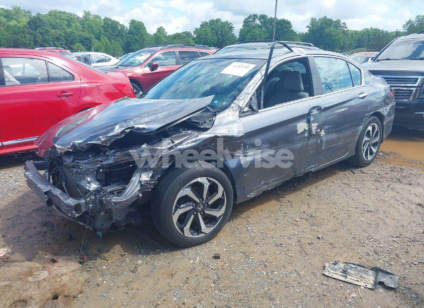 Photo 2 of 2017 Honda Accord EX-L (VIN 1HGCR2F83HA067677)