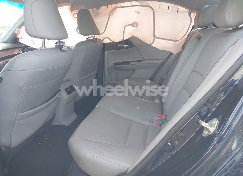 Photo 8 of 2017 Honda Accord EX-L (VIN 1HGCR2F83HA083507)