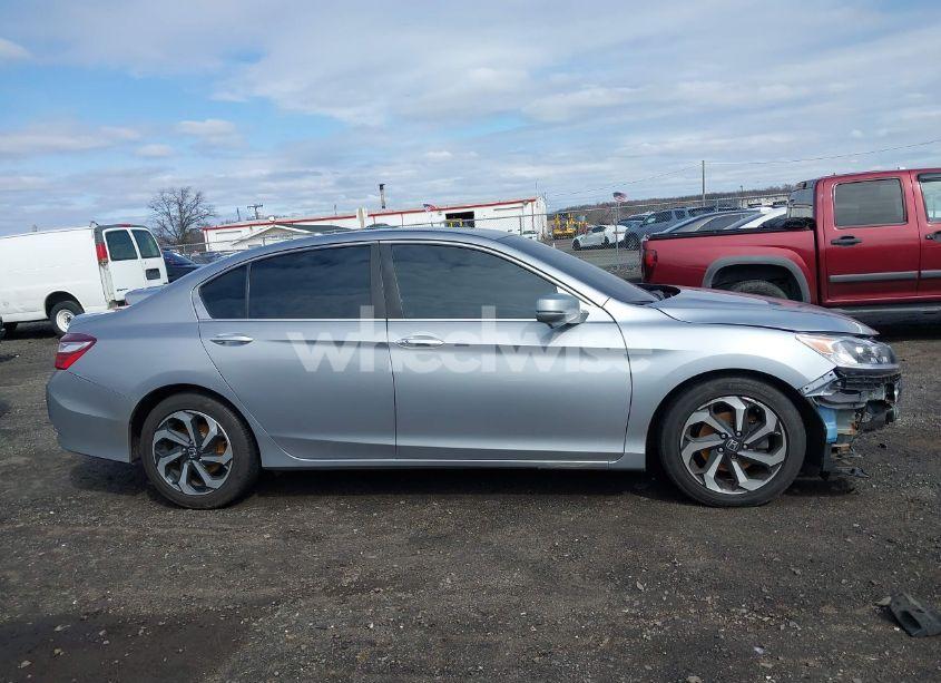 Photo 13 of 2017 Honda Accord EX-L (VIN 1HGCR2F83HA154625)