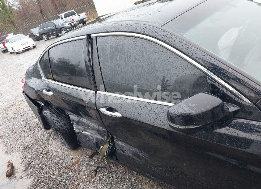 Photo 13 of 2017 Honda Accord EX-L (VIN 1HGCR2F83HA166158)