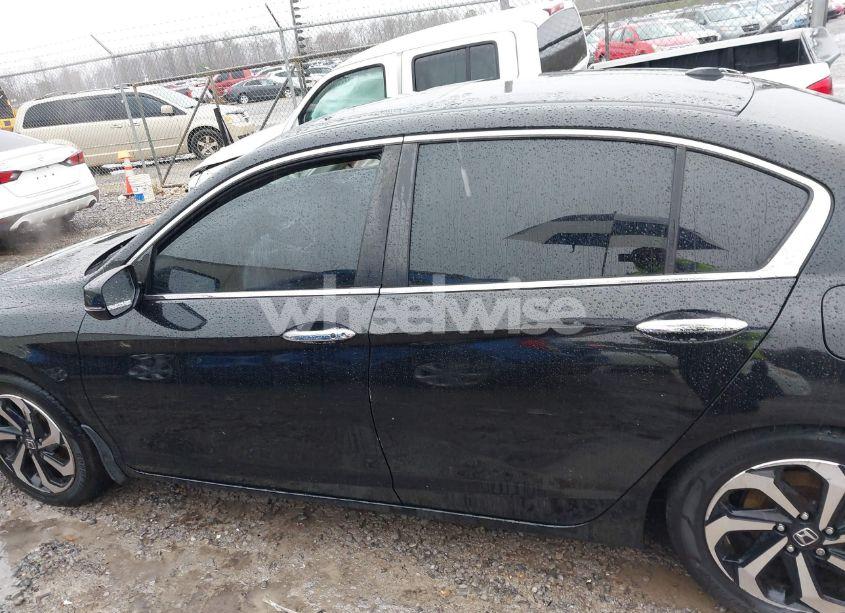 Photo 14 of 2017 Honda Accord EX-L (VIN 1HGCR2F83HA166158)