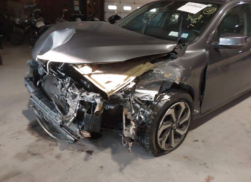 Photo 6 of 2017 Honda Accord EX-L (VIN 1HGCR2F83HA196079)