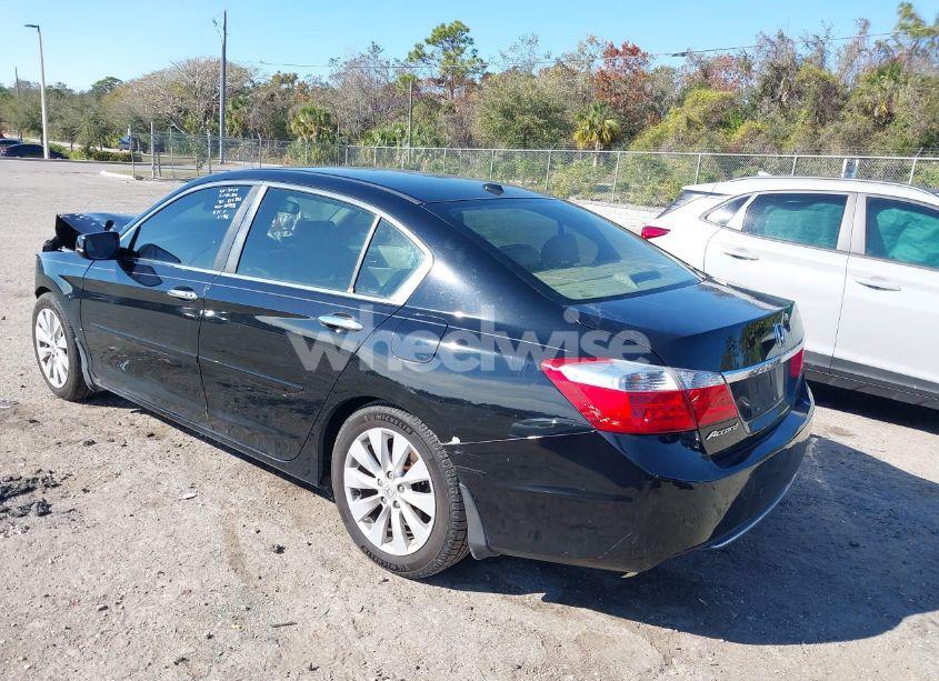 Photo 3 of 2013 Honda Accord EX-L (VIN 1HGCR2F84DA010785)