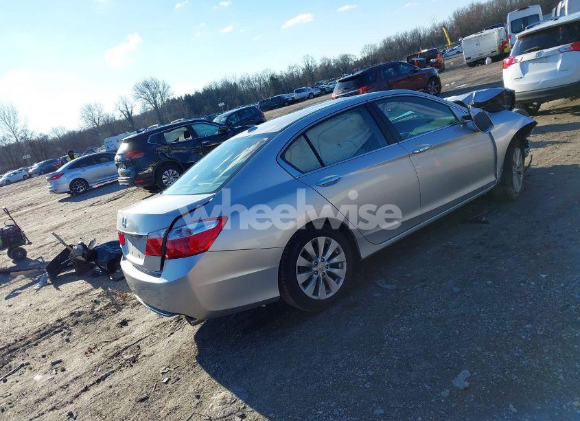 Photo 4 of 2013 Honda Accord EX-L (VIN 1HGCR2F84DA031765)