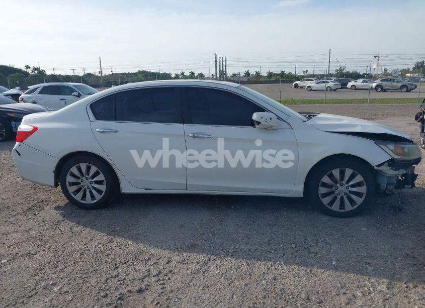 Photo 14 of 2013 Honda Accord EX-L (VIN 1HGCR2F84DA098799)