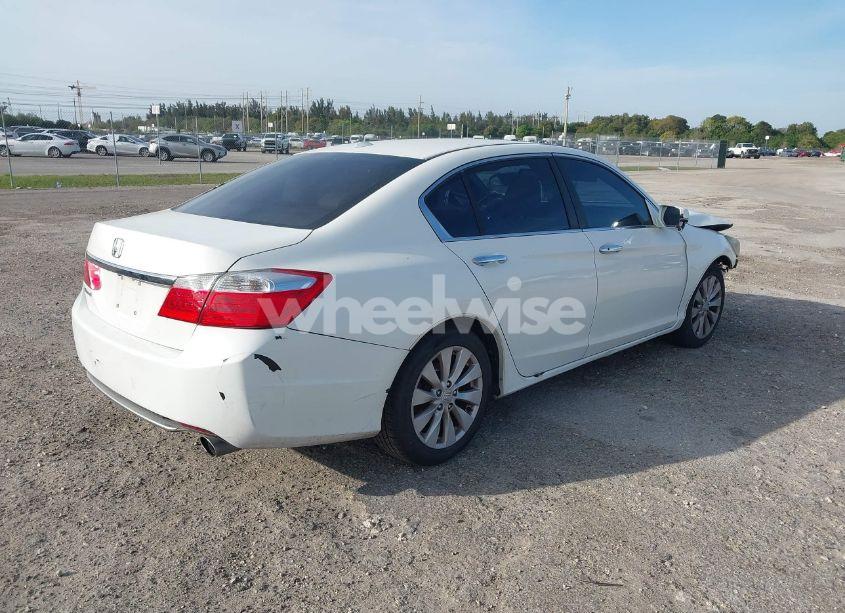 Photo 4 of 2013 Honda Accord EX-L (VIN 1HGCR2F84DA098799)