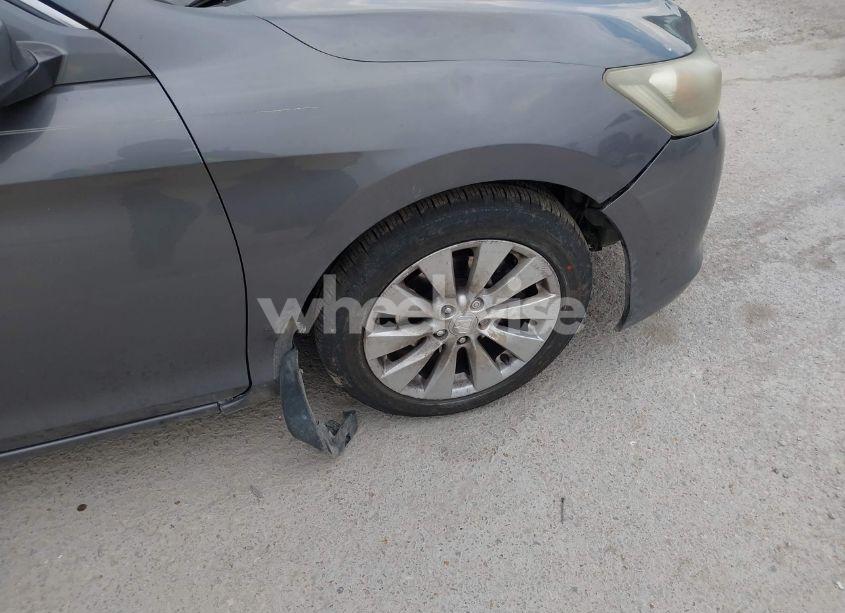 Photo 6 of 2013 Honda Accord EX-L (VIN 1HGCR2F84DA100549)