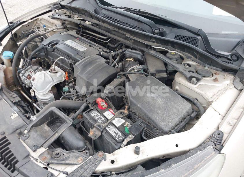 Photo 10 of 2013 Honda Accord EX-L (VIN 1HGCR2F84DA118159)