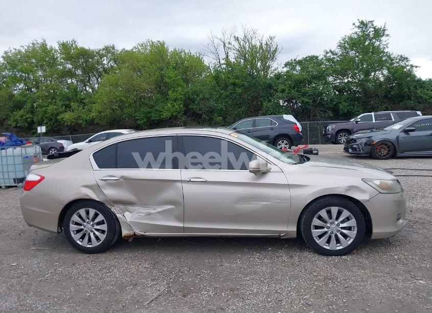 Photo 13 of 2013 Honda Accord EX-L (VIN 1HGCR2F84DA118159)