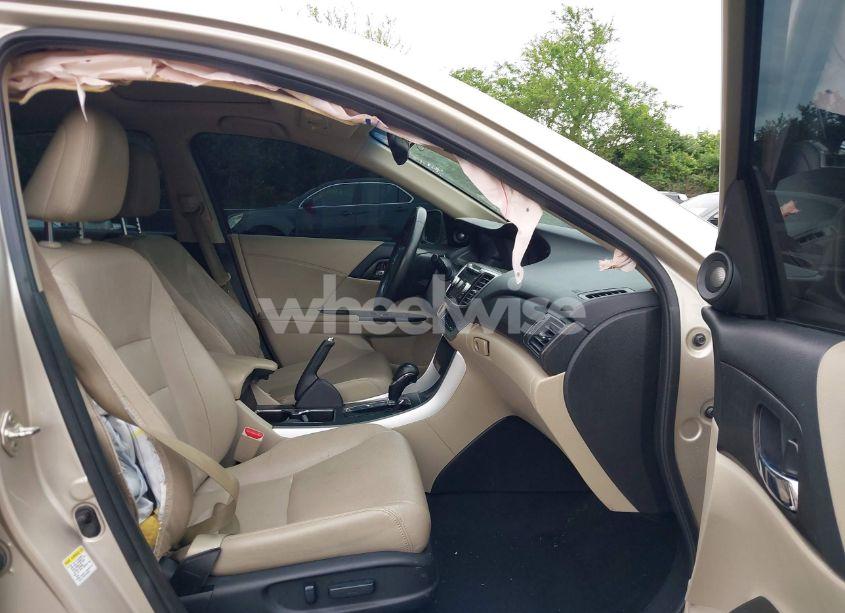 Photo 5 of 2013 Honda Accord EX-L (VIN 1HGCR2F84DA118159)