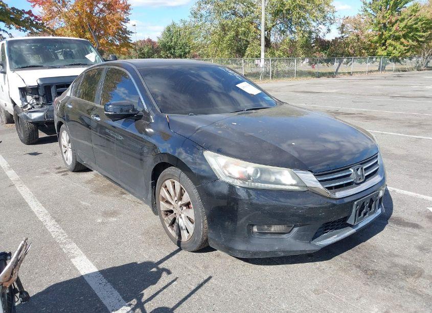 2013 Honda Accord EX-L (VIN 1HGCR2F84DA124575) main photo