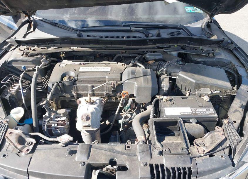 Photo 10 of 2013 Honda Accord EX-L (VIN 1HGCR2F84DA124575)