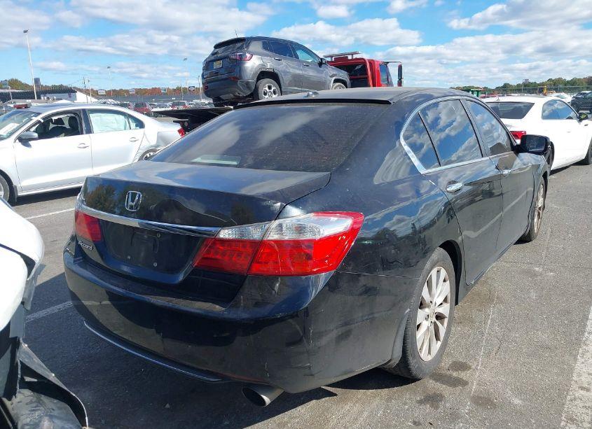 Photo 4 of 2013 Honda Accord EX-L (VIN 1HGCR2F84DA124575)