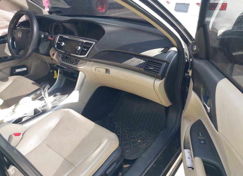 Photo 5 of 2013 Honda Accord EX-L (VIN 1HGCR2F84DA124575)