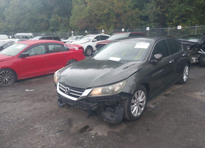 Photo 2 of 2013 Honda Accord EX-L (VIN 1HGCR2F84DA140579)