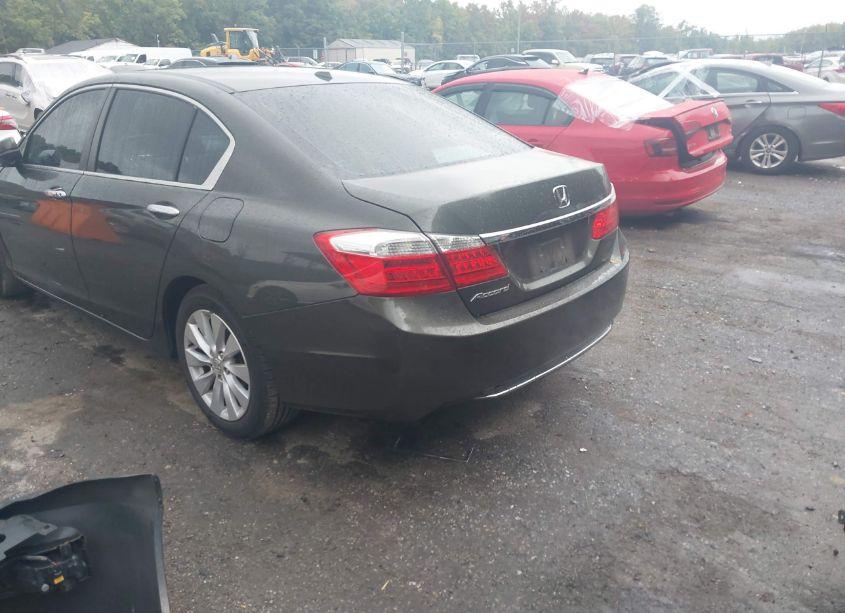 Photo 3 of 2013 Honda Accord EX-L (VIN 1HGCR2F84DA140579)