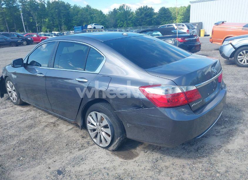 Photo 3 of 2013 Honda Accord EX-L (VIN 1HGCR2F84DA175638)