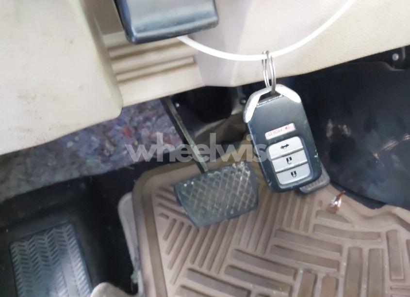 Photo 11 of 2013 Honda Accord EX-L (VIN 1HGCR2F84DA224871)