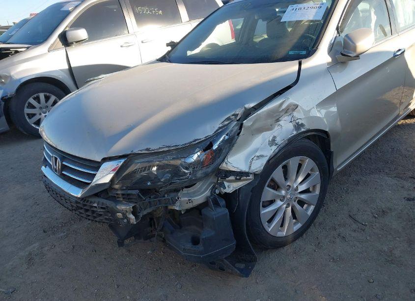 Photo 18 of 2013 Honda Accord EX-L (VIN 1HGCR2F84DA238057)