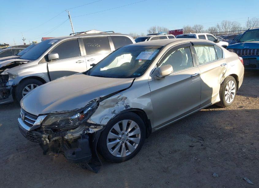 Photo 2 of 2013 Honda Accord EX-L (VIN 1HGCR2F84DA238057)