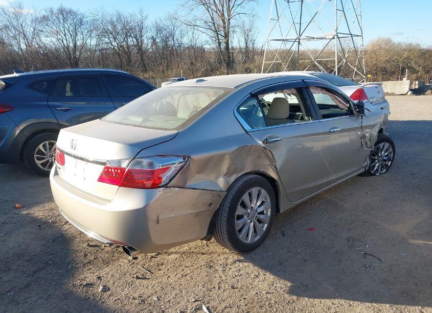 Photo 4 of 2013 Honda Accord EX-L (VIN 1HGCR2F84DA238057)