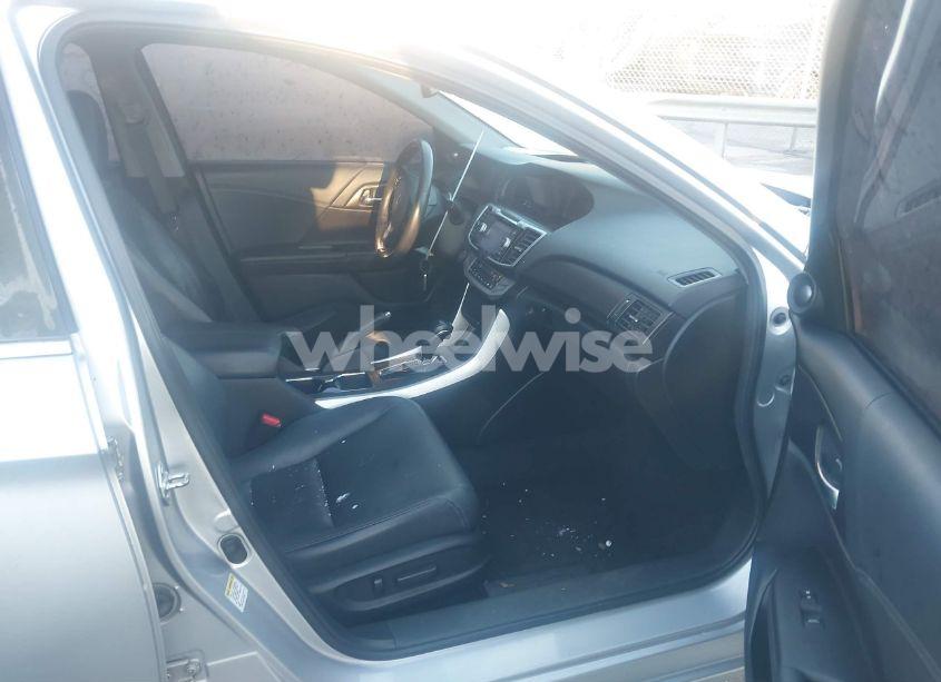 Photo 5 of 2013 Honda Accord EX-L (VIN 1HGCR2F84DA242240)