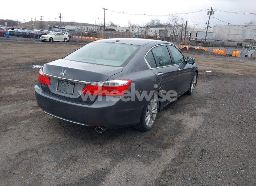 Photo 4 of 2013 Honda Accord EX-L (VIN 1HGCR2F84DA279711)