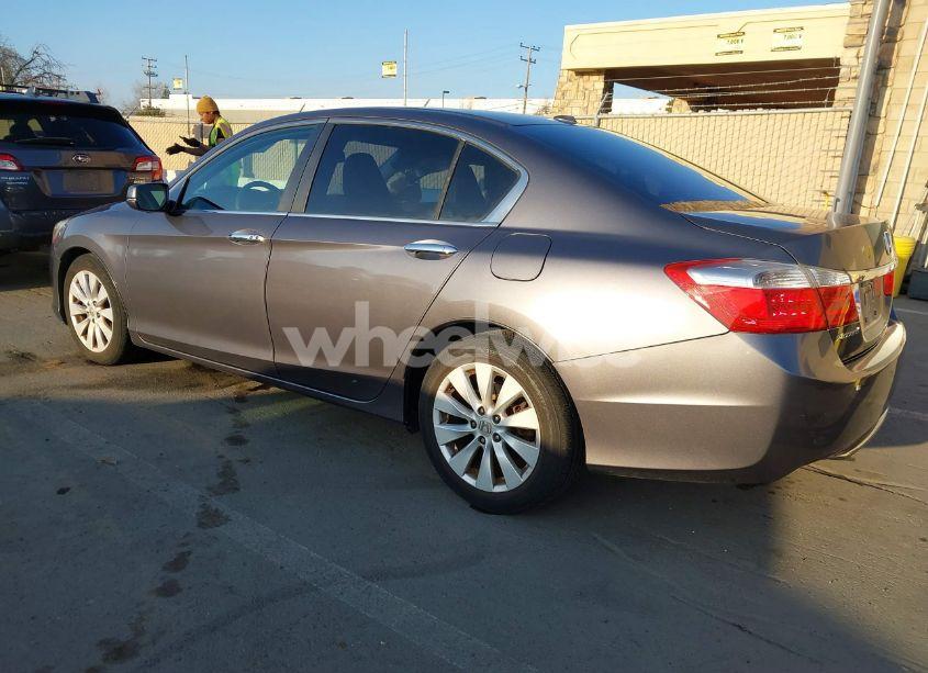 Photo 3 of 2013 Honda Accord EX-L (VIN 1HGCR2F84DA284200)