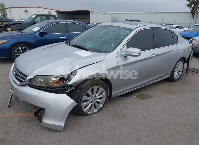 Photo 2 of 2014 Honda Accord EX-L (VIN 1HGCR2F84EA022002)
