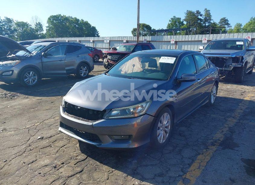 Photo 2 of 2014 Honda Accord EX-L (VIN 1HGCR2F84EA101959)