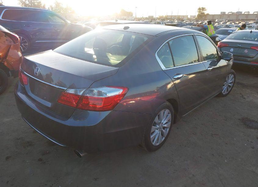 Photo 4 of 2014 Honda Accord EX-L (VIN 1HGCR2F84EA154967)