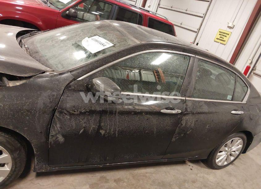 Photo 15 of 2014 Honda Accord EX-L (VIN 1HGCR2F84EA172143)