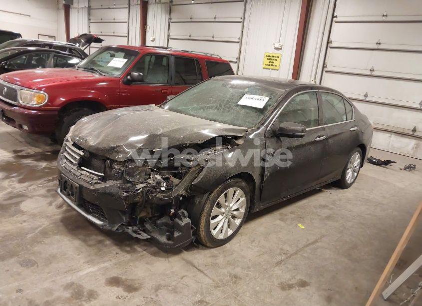 Photo 2 of 2014 Honda Accord EX-L (VIN 1HGCR2F84EA172143)