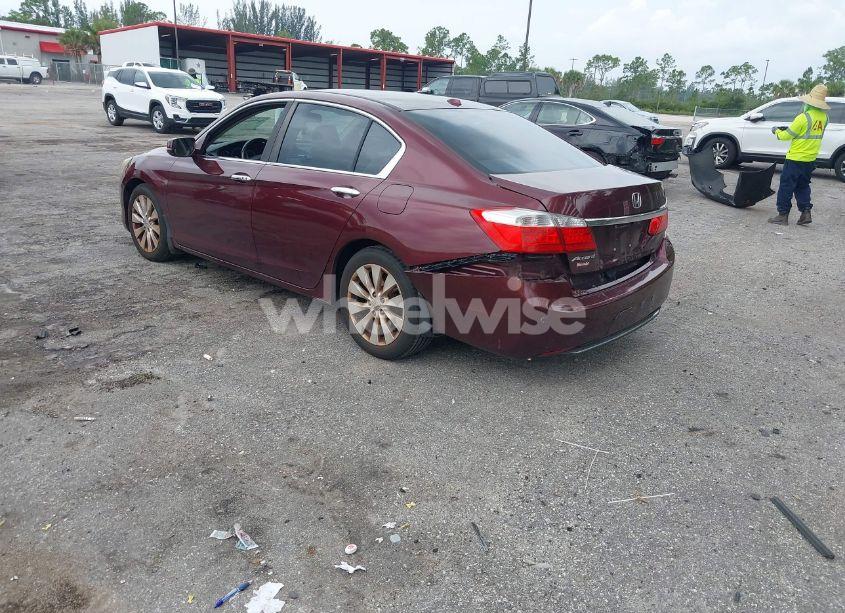 Photo 3 of 2014 Honda Accord EX-L (VIN 1HGCR2F84EA194496)