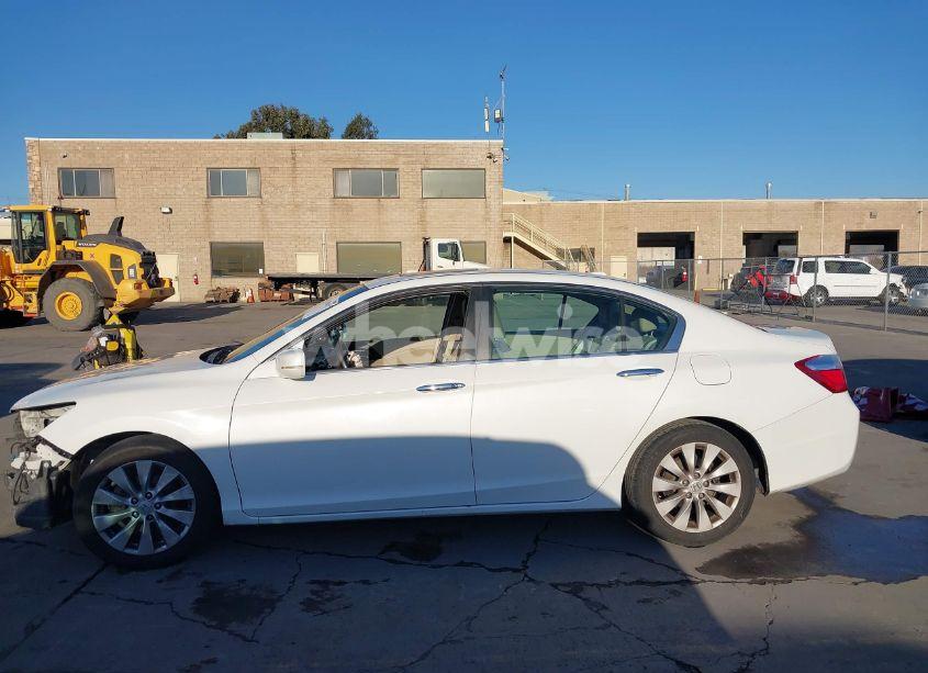 Photo 15 of 2014 Honda Accord EX-L (VIN 1HGCR2F84EA197396)