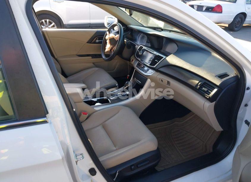 Photo 5 of 2014 Honda Accord EX-L (VIN 1HGCR2F84EA197396)