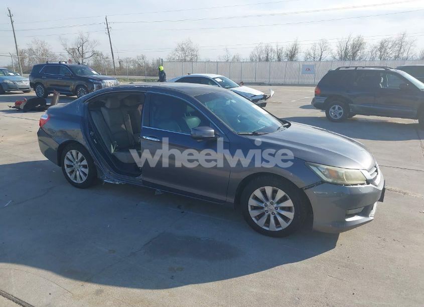 Photo 13 of 2014 Honda Accord EX-L (VIN 1HGCR2F84EA224127)