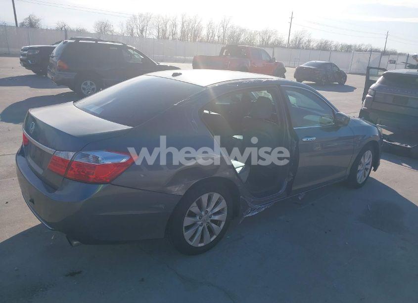 Photo 4 of 2014 Honda Accord EX-L (VIN 1HGCR2F84EA224127)