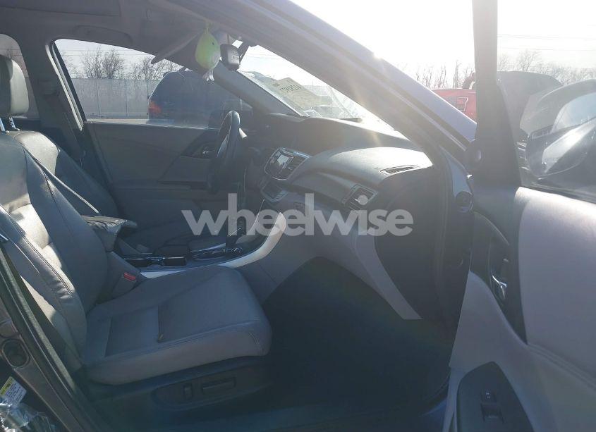 Photo 5 of 2014 Honda Accord EX-L (VIN 1HGCR2F84EA224127)